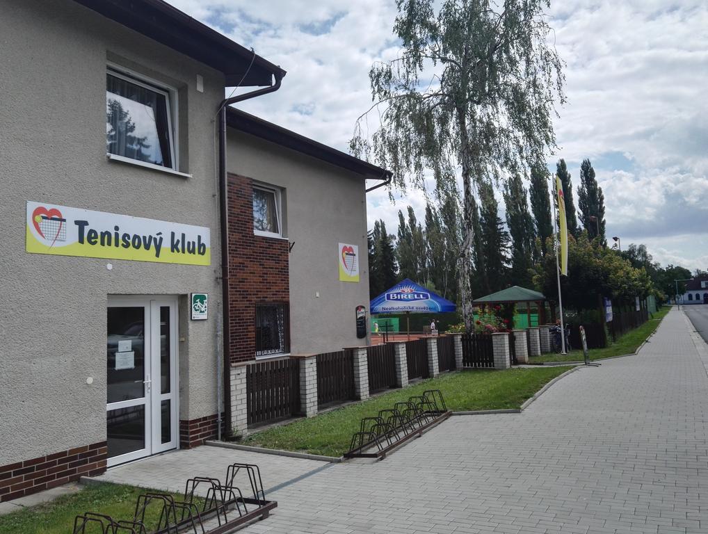 Penzion Tenis Podebrady Exterior photo